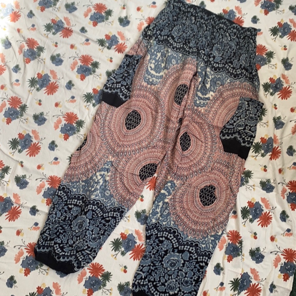 Haram pants 🌸